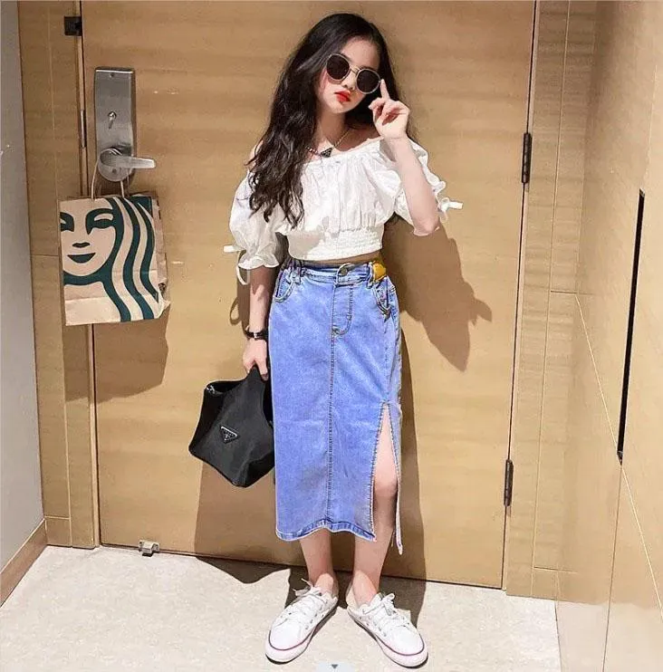 Western style shouldless top shirt and skirt dress for girls